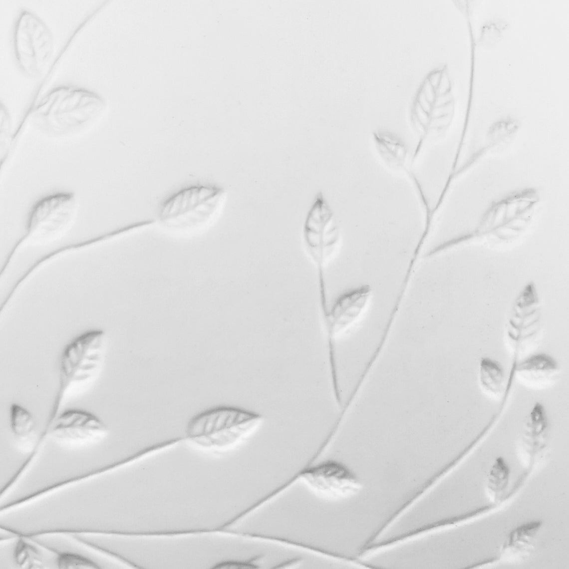 Vaso in porcellana con uccellini dorati